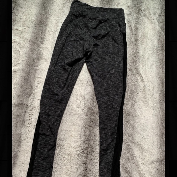 J Fitness Wear Mesh Leggings - Picture 2 of 2